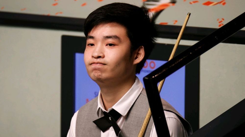 侧脚为轴 侧脚为轴